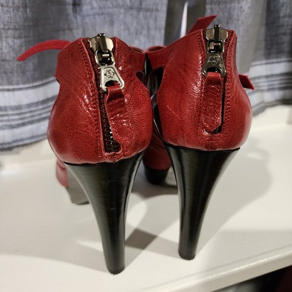 Nanette Lepore Italian Leather Red Lace-Up Heels - Picture 2 of 3